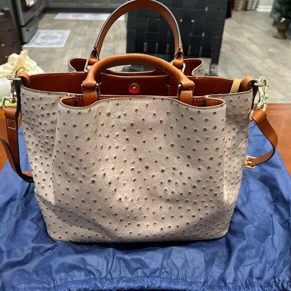 SOLD ON ANOTHER SITE-Dooney & Bourke Light Taupe Ostrich Barlow Leather Satchel - Picture 4 of 6